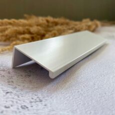 Uchwyt krawędziowy BIAŁY MAT INSIDE AKS roz. 96 mm